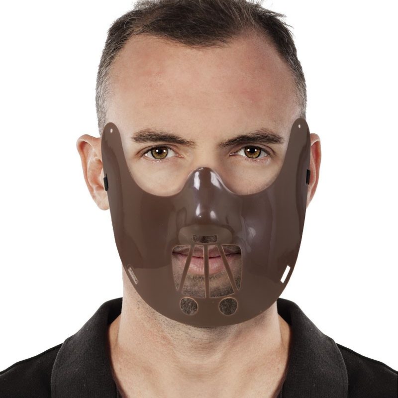 Masque rigide homme de fer