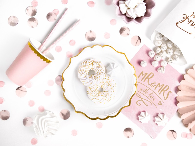 6 Assiettes élégantes à bordure dorée