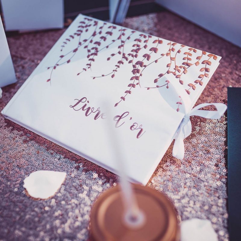 Livre d'or blanc végétal embossé rose gold 68 pages