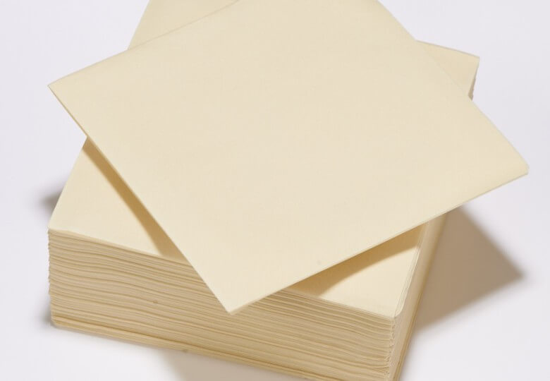 Serviettes Couleur Crème 25x25 cm - Lot de 50 pièces